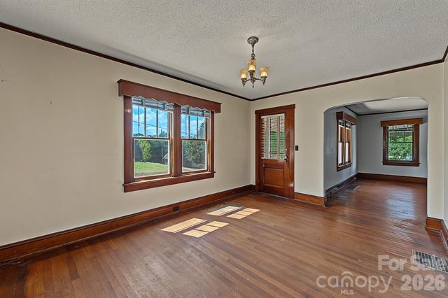 314 Trammell Avenue, Canton, NC 28716