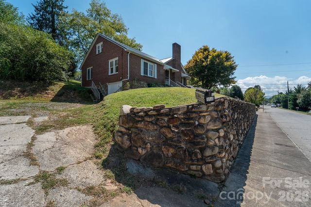 314 Trammell Avenue, Canton, NC 28716