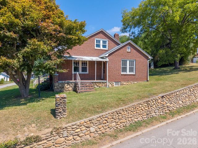 314 Trammell Avenue, Canton, NC 28716