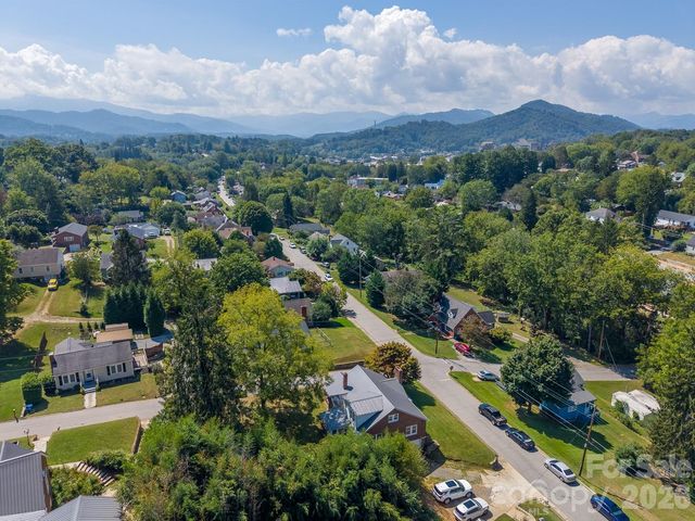 314 Trammell Avenue, Canton, NC 28716