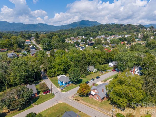 314 Trammell Avenue, Canton, NC 28716