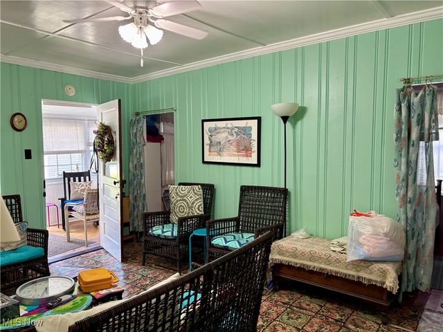 16 Billow Beach Road, Ashtabula, OH 44004