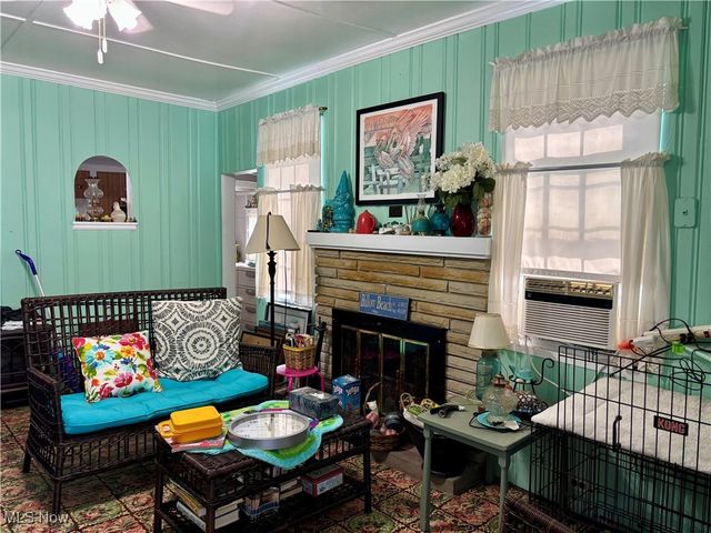 16 Billow Beach Road, Ashtabula, OH 44004