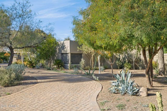 146 E MARIPOSA Street, Phoenix, AZ 85012