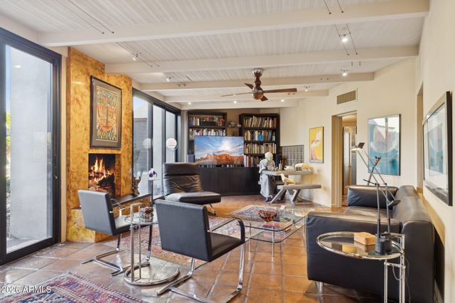 146 E MARIPOSA Street, Phoenix, AZ 85012