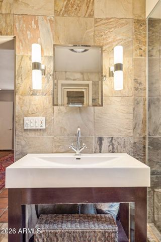 146 E MARIPOSA Street, Phoenix, AZ 85012