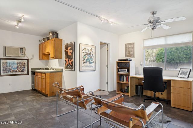 146 E MARIPOSA Street, Phoenix, AZ 85012