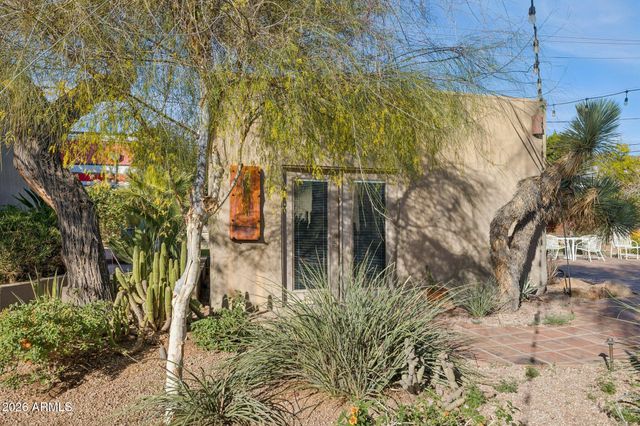 146 E MARIPOSA Street, Phoenix, AZ 85012