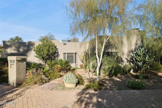 146 E MARIPOSA Street, Phoenix, AZ 85012