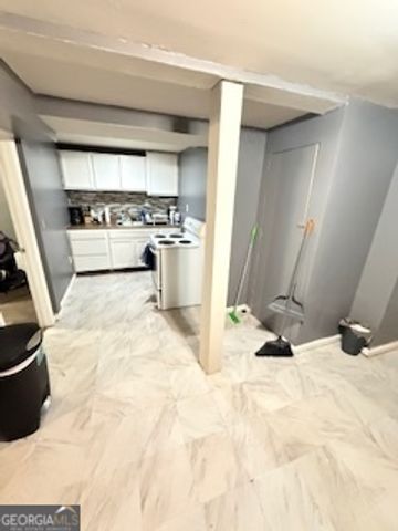 2226 Gary Court NW, Atlanta, GA 30318