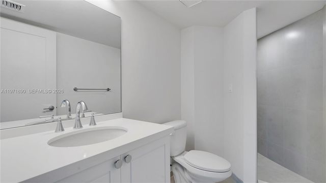 555 NE 34th St 201, Miami, FL 33137