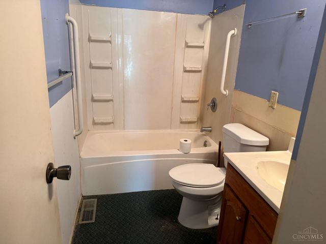 809 Charles Street, Trenton, OH 45067