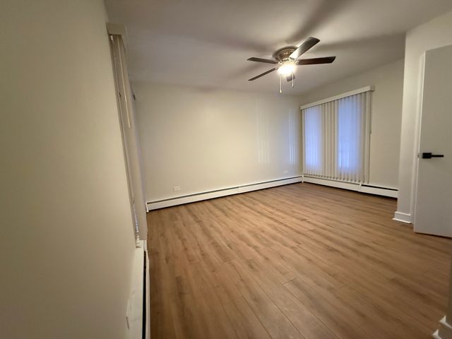 2435 N 76th Court 2w, Elmwood Park, IL 60707