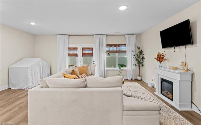 4902 Cannon Crossing Way, Greensboro, NC 27410