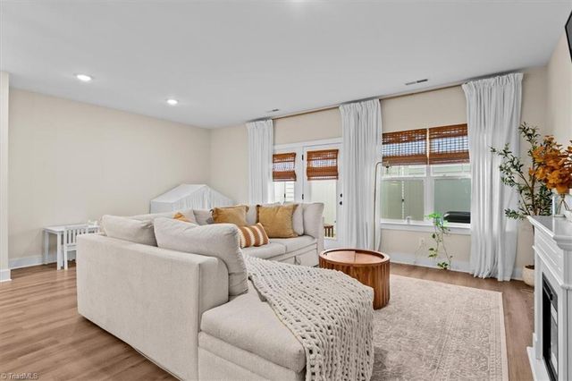 4902 Cannon Crossing Way, Greensboro, NC 27410