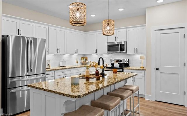 4902 Cannon Crossing Way, Greensboro, NC 27410