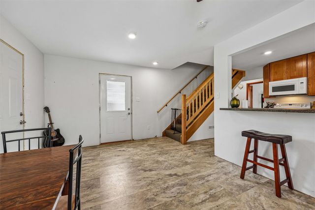 209 N Wilmoth Avenue, Ames, IA 50014