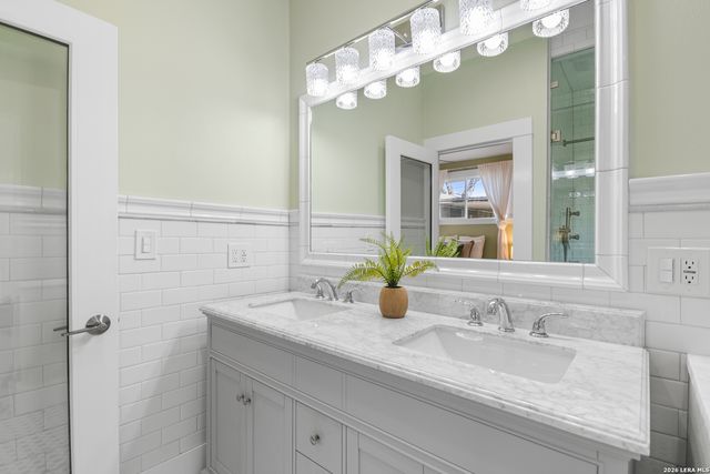 821 W CRAIG PL, San Antonio, TX 78212