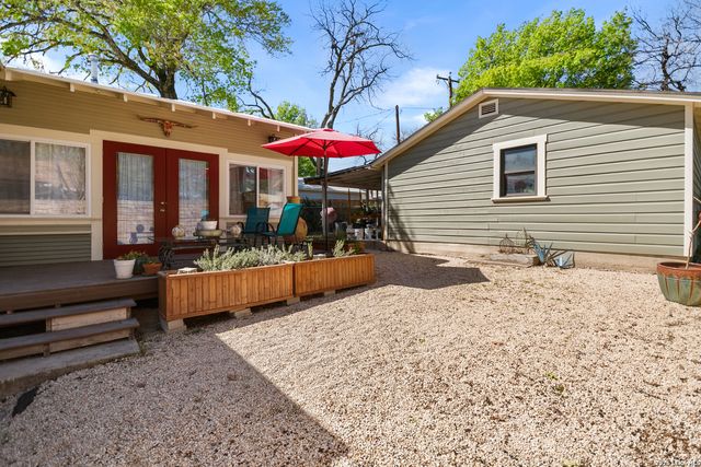 821 W CRAIG PL, San Antonio, TX 78212