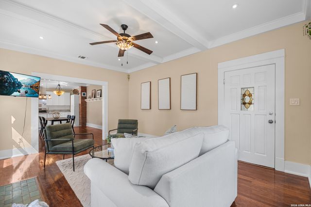 821 W CRAIG PL, San Antonio, TX 78212