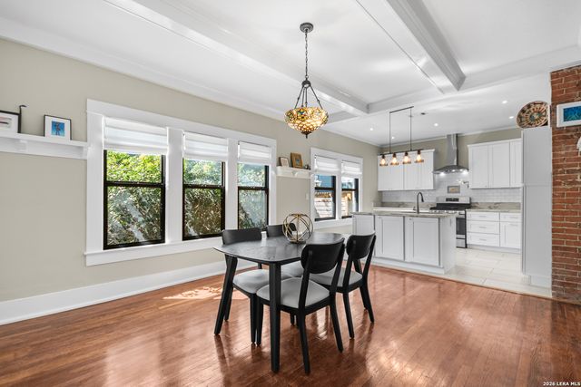 821 W CRAIG PL, San Antonio, TX 78212