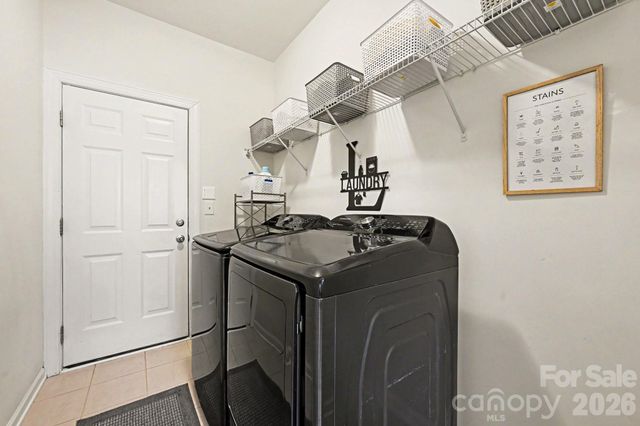 10331 Falling Leaf Drive NW, Concord, NC 28027