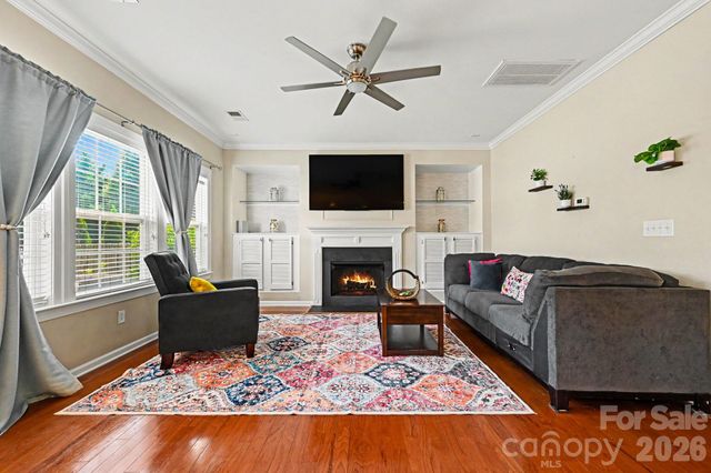10331 Falling Leaf Drive NW, Concord, NC 28027