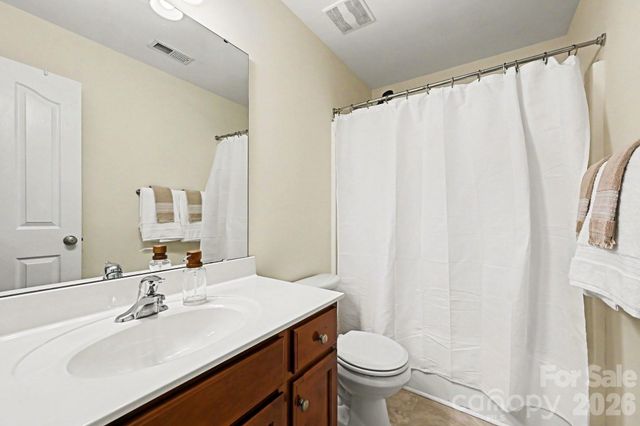 10331 Falling Leaf Drive NW, Concord, NC 28027
