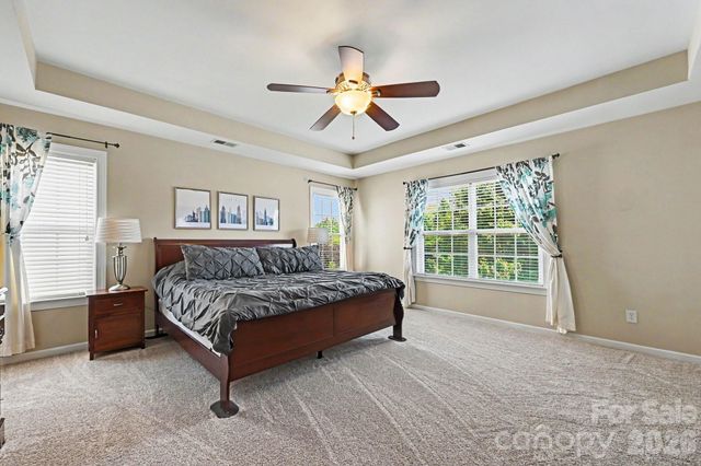 10331 Falling Leaf Drive NW, Concord, NC 28027