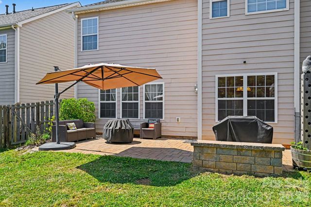 10331 Falling Leaf Drive NW, Concord, NC 28027