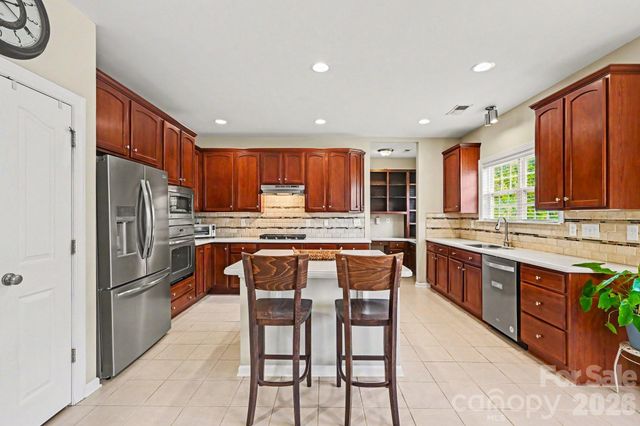 10331 Falling Leaf Drive NW, Concord, NC 28027
