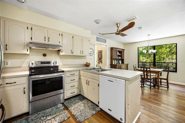 5725 NW 63RD COURT, Gainesville, FL 32653