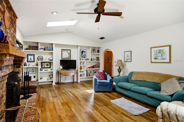 5725 NW 63RD COURT, Gainesville, FL 32653