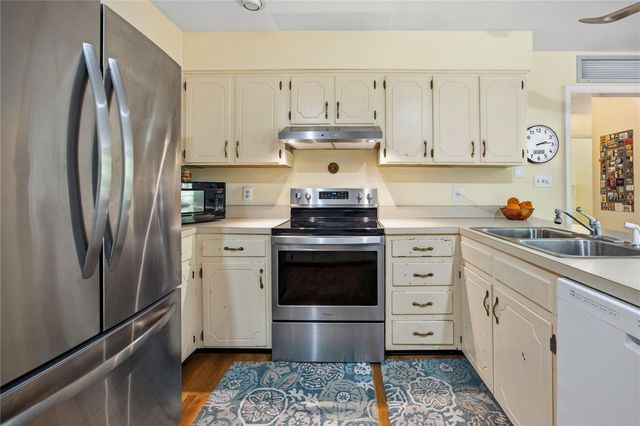 5725 NW 63RD COURT, Gainesville, FL 32653