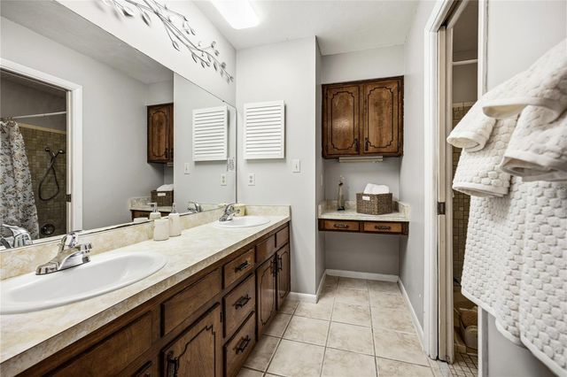 5725 NW 63RD COURT, Gainesville, FL 32653