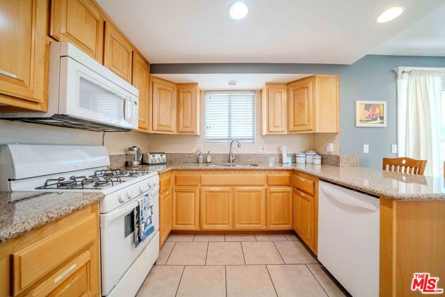 9524 Santa Cruz Road, Desert Hot Springs, CA 92240