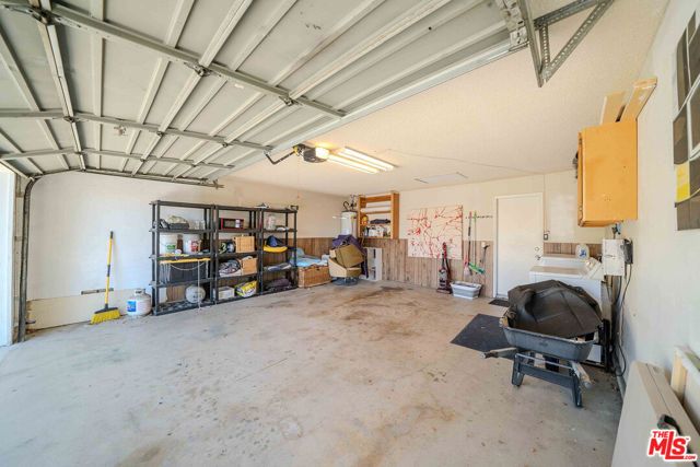 9524 Santa Cruz Road, Desert Hot Springs, CA 92240