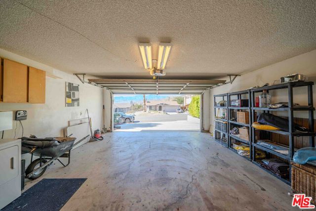 9524 Santa Cruz Road, Desert Hot Springs, CA 92240