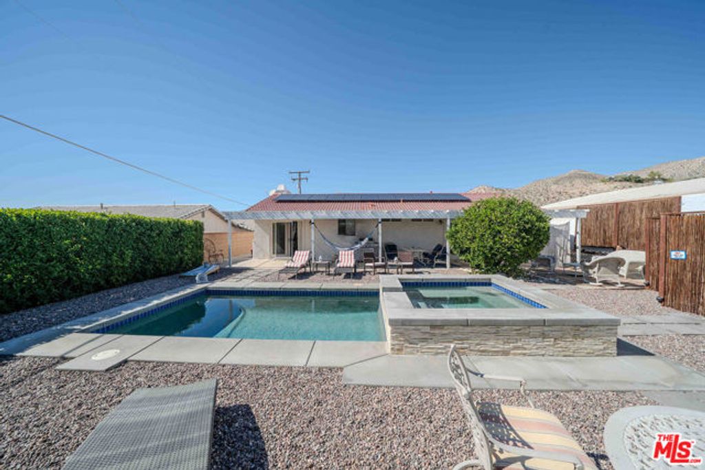 9524 Santa Cruz Road, Desert Hot Springs, CA 92240