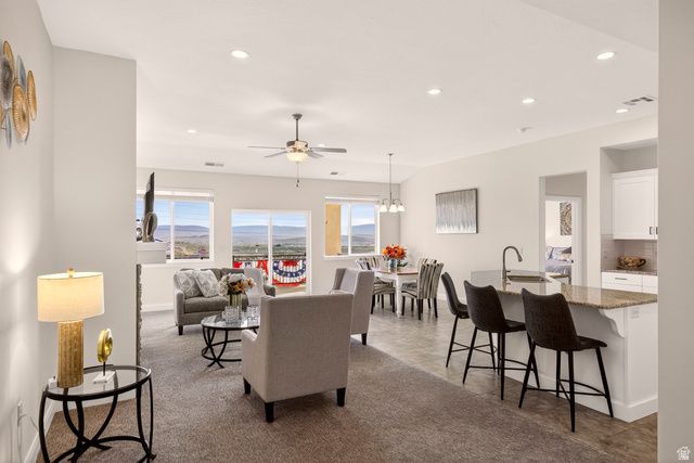 498 E TODD PL, Washington, UT 84780