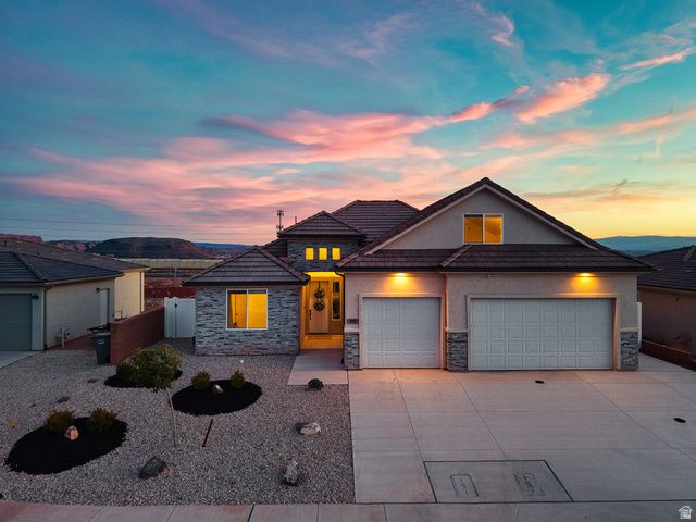 498 E TODD PL, Washington, UT 84780