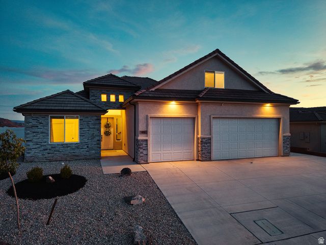 498 E TODD PL, Washington, UT 84780