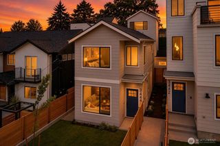 3444 13th Avenue W #C, Seattle, WA 98119