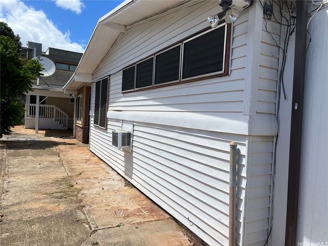 94-372 Haaa Street, Waipahu, HI 96797