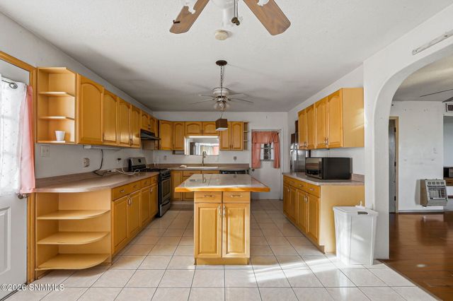 921-2 Lister Drive, La Mesa, NM 88044