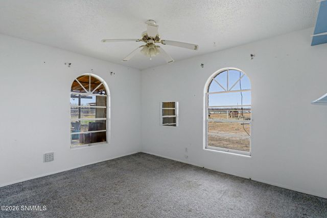 921-2 Lister Drive, La Mesa, NM 88044