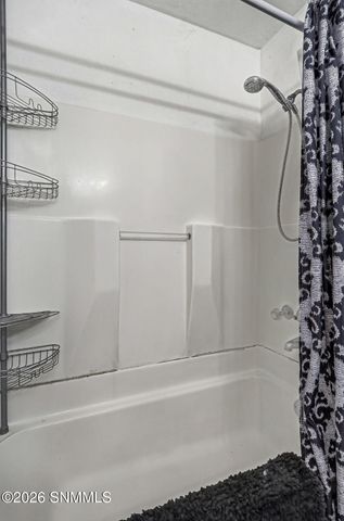 921-2 Lister Drive, La Mesa, NM 88044