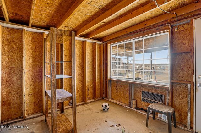 921-2 Lister Drive, La Mesa, NM 88044