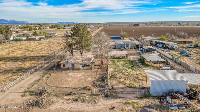 921-2 Lister Drive, La Mesa, NM 88044