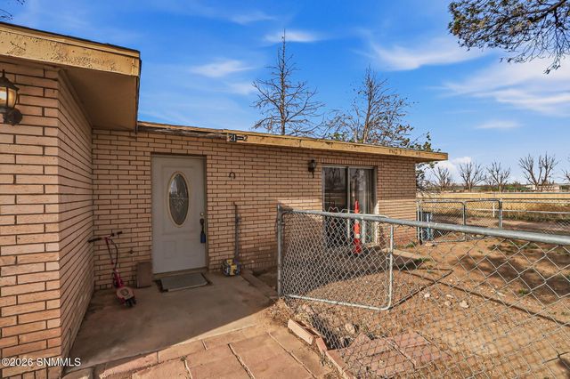 921-2 Lister Drive, La Mesa, NM 88044